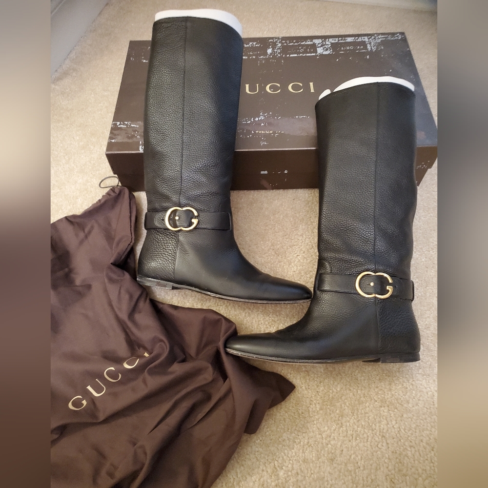 Authentic Gucci Black Leather Flat Boots